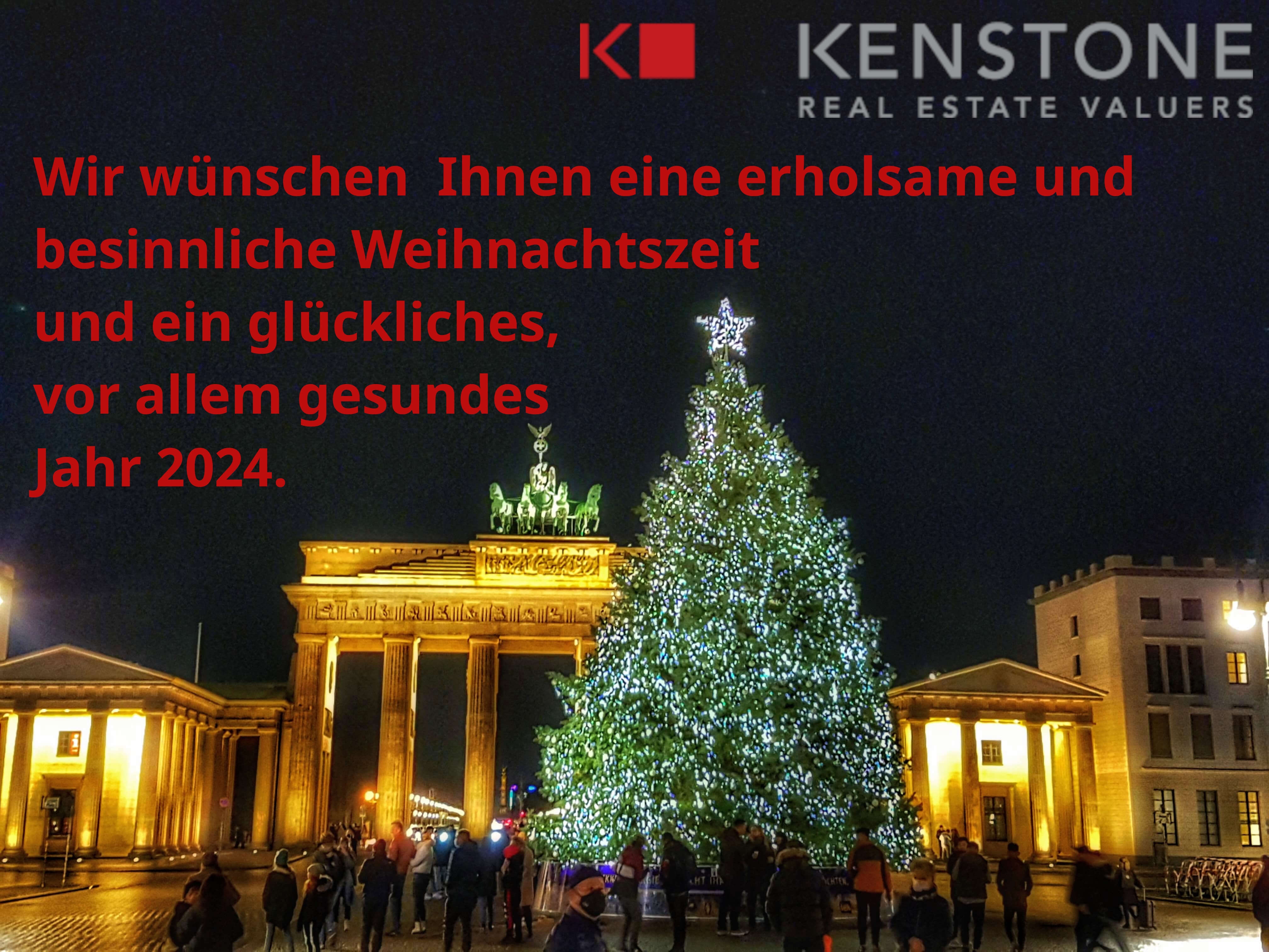 Berliner Brandenburger Tor mit Weihnachtsbaum