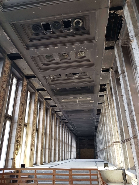Blick in die 2 Ebene der Vor- oder Empfangshalle Flughafen Berlin Tempelhof
